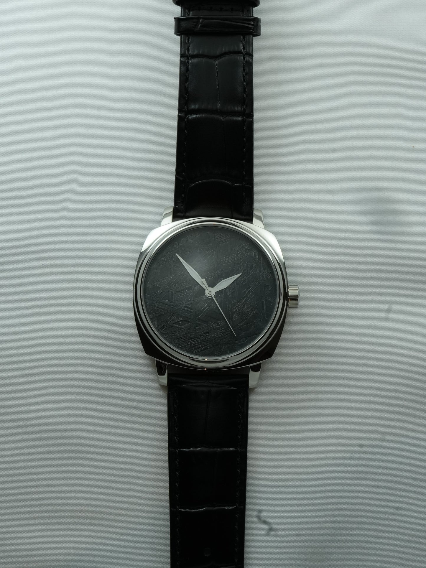 Muon - Black Meteorite/Silver