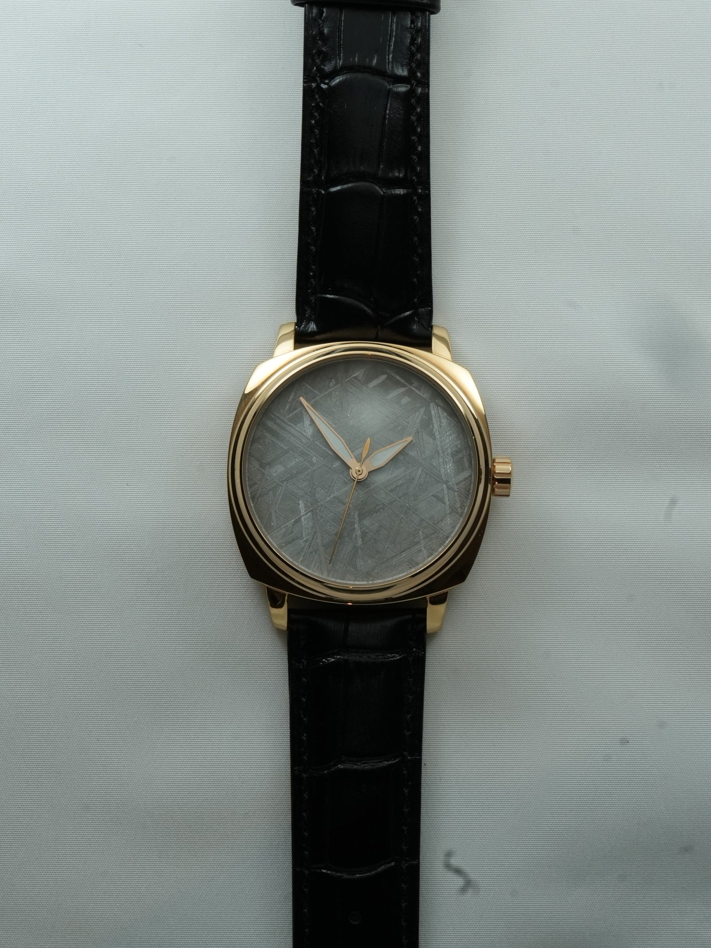 Muon - Grey Meteorite/Rose Gold