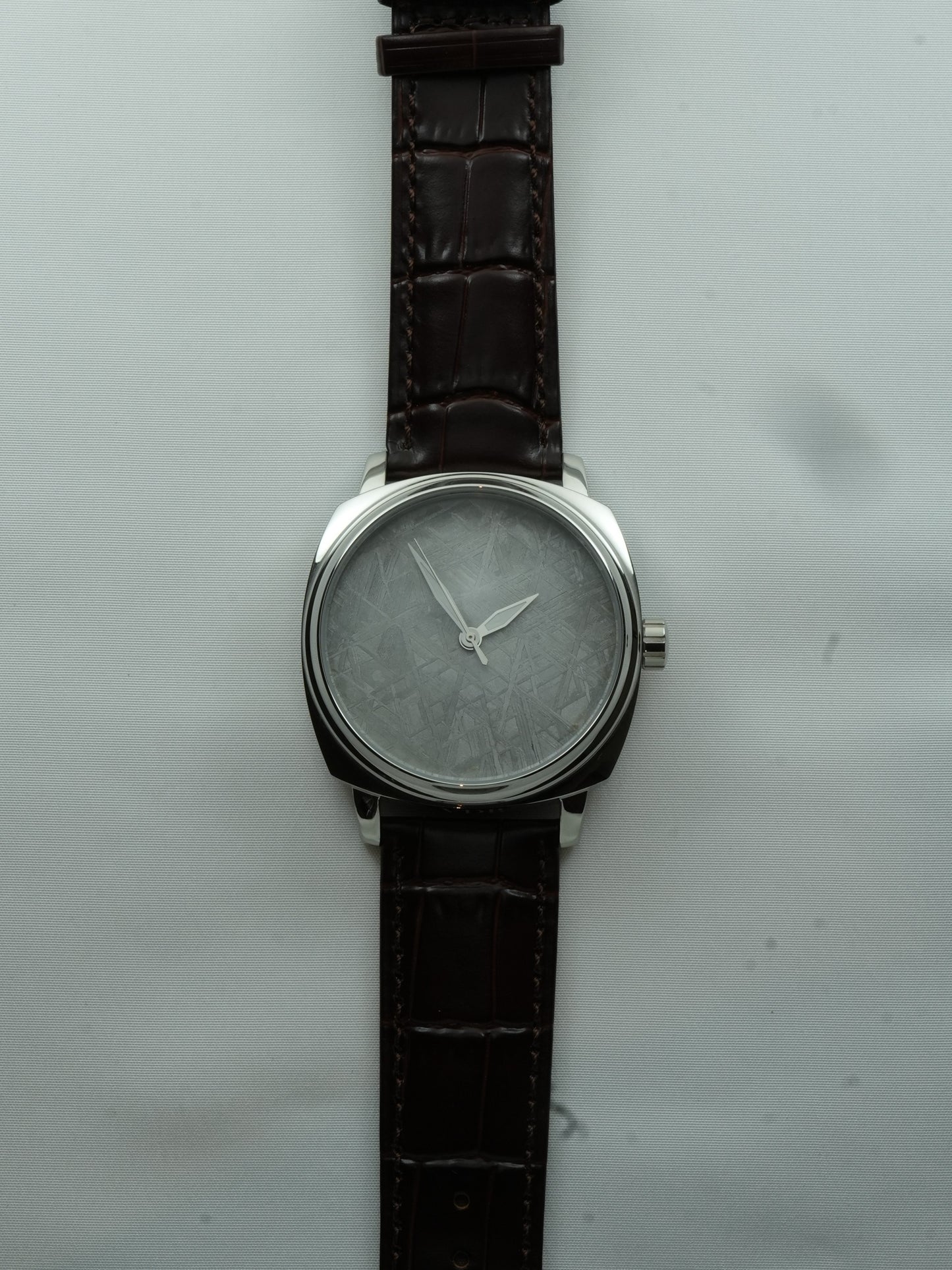 Muon - Grey Meteorite/Silver