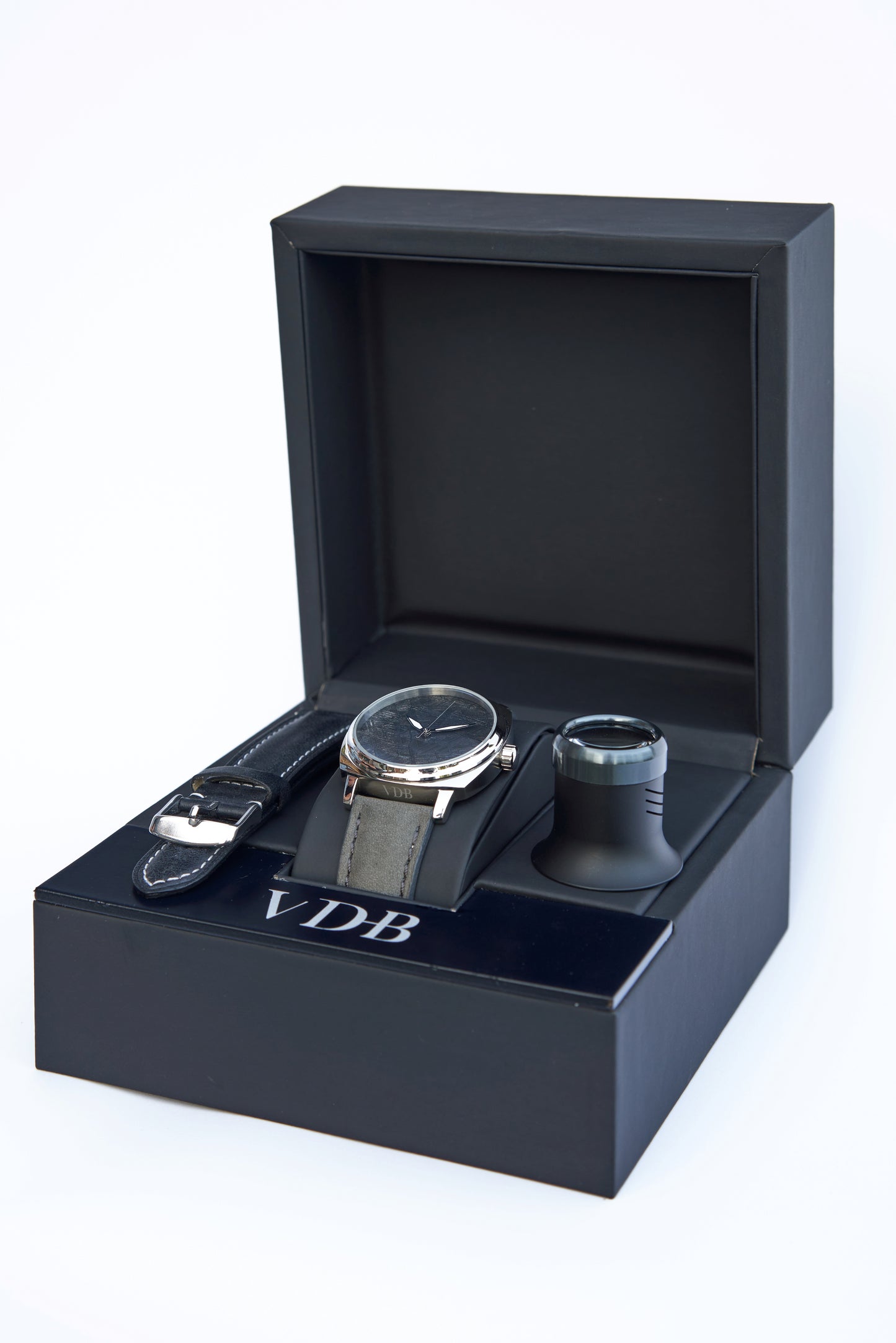 Muon - Black Meteorite/Silver